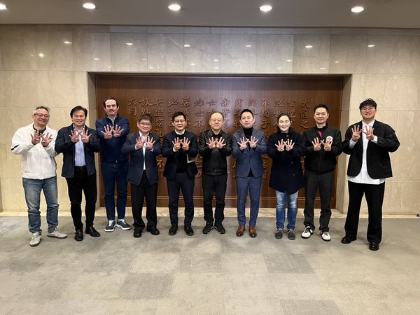 战略考量